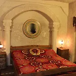 Kismet Cave House Värdshus 4*