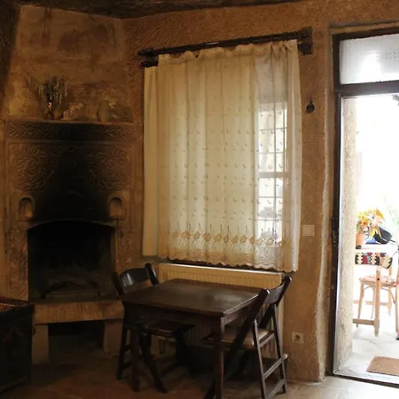 Kismet Cave House