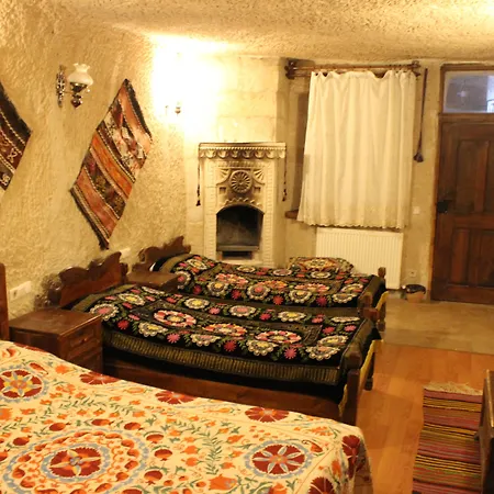 Kismet Cave House Han