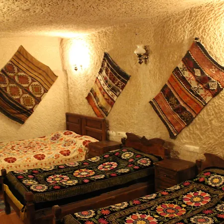 Kro Kismet Cave House 4*