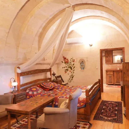 Kismet Cave House