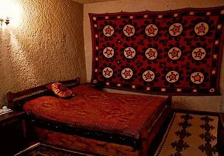Kro Kismet Cave House
