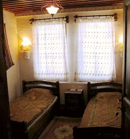 Kismet Cave House Kro 4*