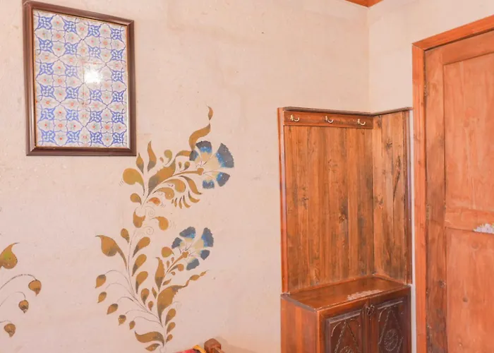 Kismet Cave House 4*